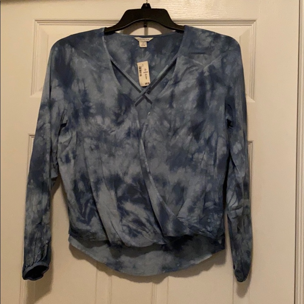 Aeropostale blouse tie-dye size small
